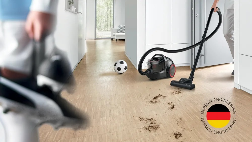 Series 4 Bagless Vacuum Cleaner – 2000W, ProPower, Turbo Brush, HEPA Filter, Black | Bosch BGS21WPOW