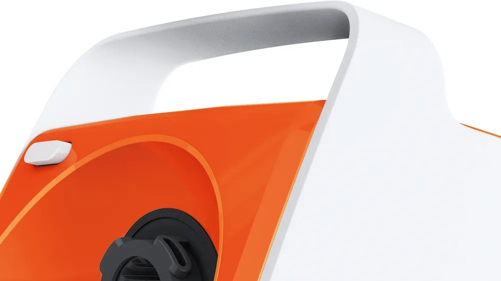 CompactPower Meat Mincer – 1600W Max Power, Citrus Press, Kebbe & Sausage Attachments, White with Soft Orange | Bosch MFW3630I