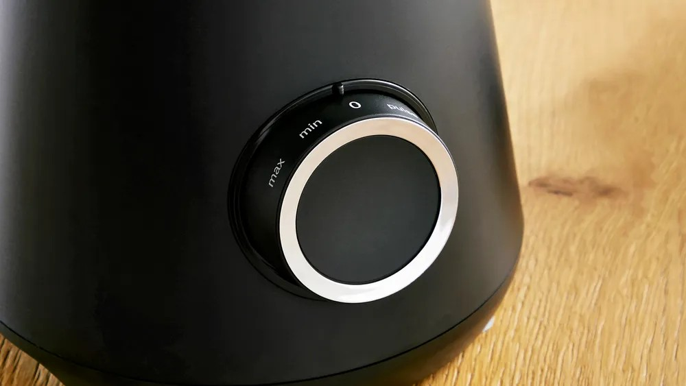 VitaPower Series 4 Blender – 1200W, 1.5L Glass Jug, Ice Crush & Smoothie Functions, Black | Bosch MMB6172B